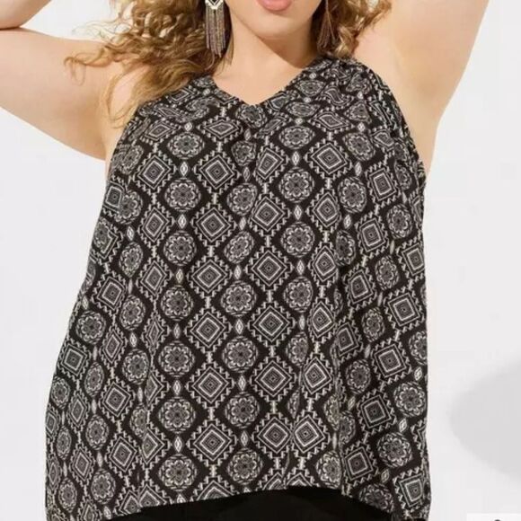 Torrid Women's Challis Stitch Detail Sleeveless Blouse 4X - Picture 1 of 7